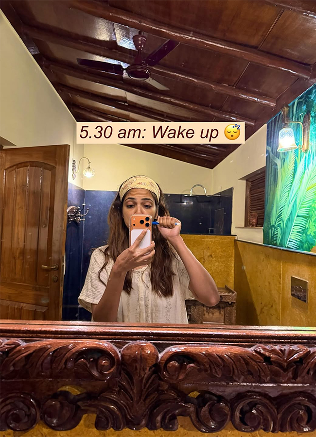 Actress Malavika Mohanan Safari Ride Exclusive Photos3