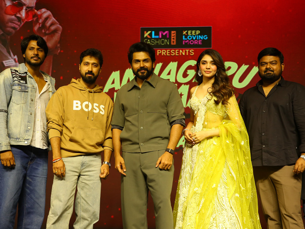 Karthi Annagaru Vostaru Pre Release Event Photo Gallery17