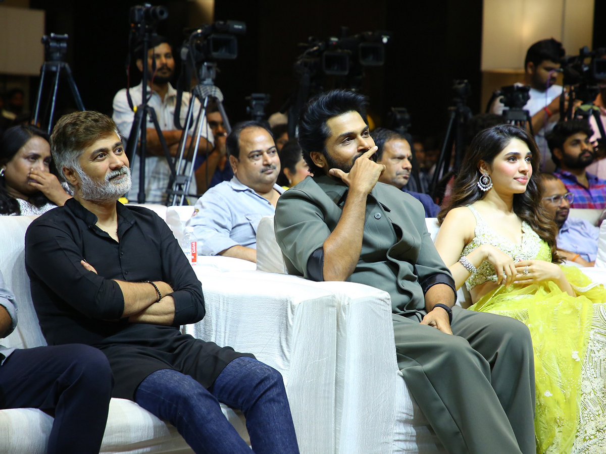 Karthi Annagaru Vostaru Pre Release Event Photo Gallery23