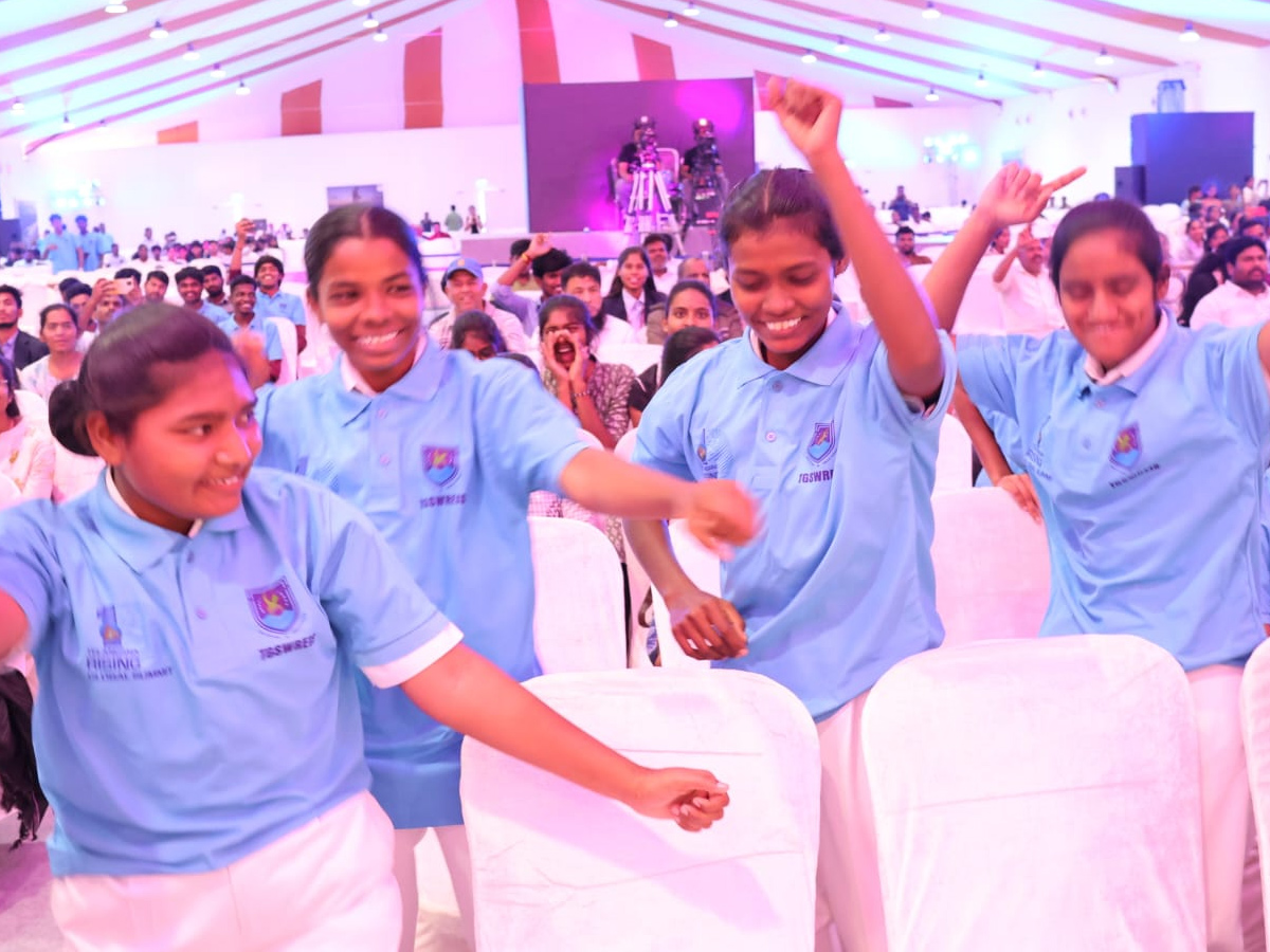 Tollywood Hero Rana At Telangana Rising Global Summit Photos6