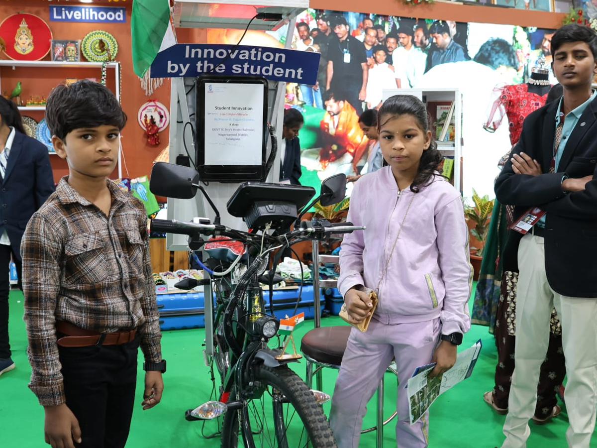 Tollywood Hero Rana At Telangana Rising Global Summit Photos18