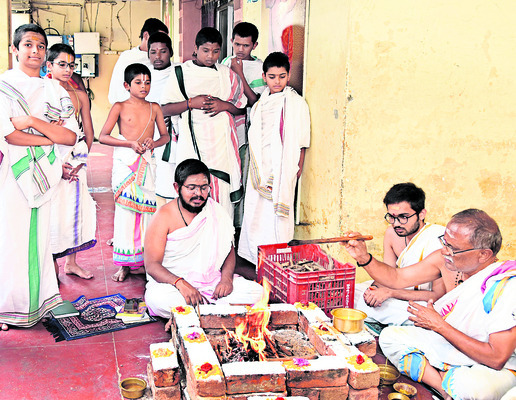 వేద పరిమళాలు.. జీవన కిరణాలు ! 1