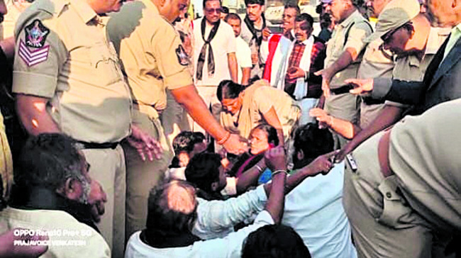 ఆదోని బంద్‌ సంపూర్ణం3