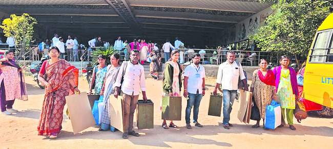 137 పంచాయతీలు, 1,040 వార్డు స్థానాలకు ఎన్నికలు 2