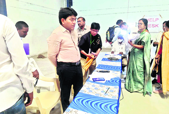 నేడు 152 సర్పంచ్‌ స్థానాలు, 1,241 వార్డులకు ఎన్నికలు2