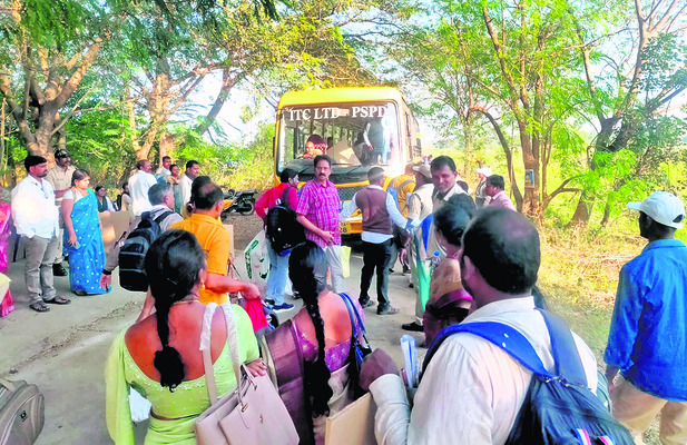 తొలిపోరు నేడే2