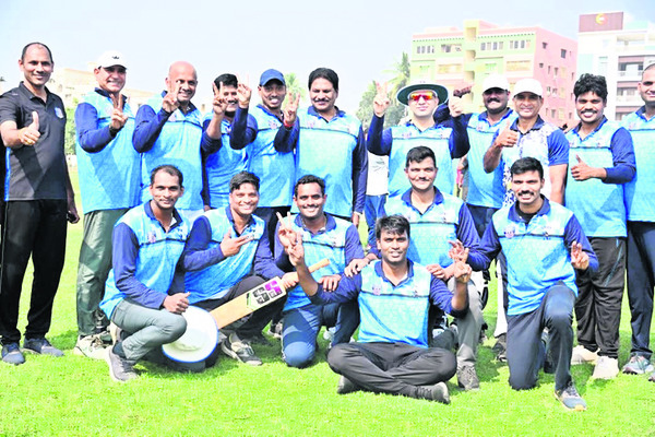 ఇంటర్నేషనల్‌ సైన్స్‌ ఫెస్టివల్‌కు టీచర్‌ కళ్యాణి 
2