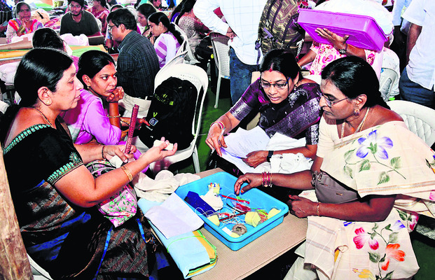 నేడే తొలి పోరు2