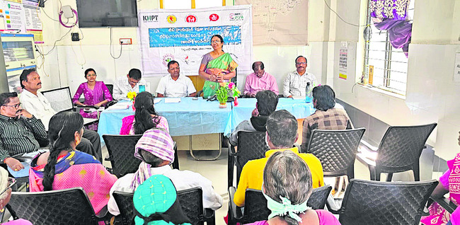 అన్నీ అసౌకర్యాలే.. 
1