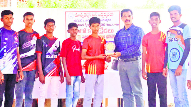 అప్రమత్తంగా ఉండాలి3