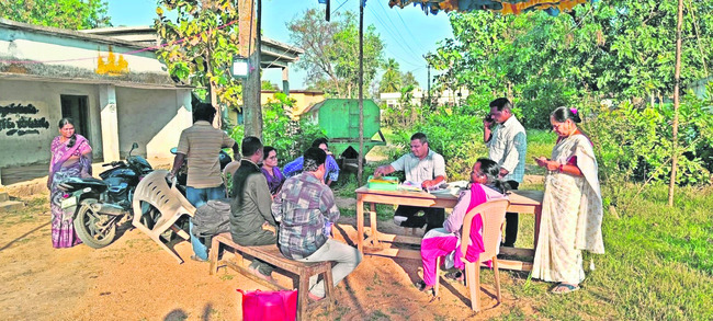 పోలింగ్‌ ప్రక్రియను సాఫీగా నిర్వహించాలి 2