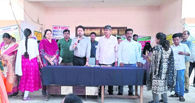 పోలింగ్‌ ప్రక్రియను సాఫీగా నిర్వహించాలి 1