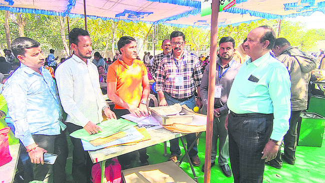 మొదటి ఫలితం ఇక్కడే.. 3