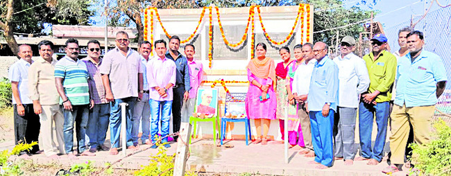 అక్రమ మైనింగ్‌పై విజిలెన్స్‌ అధికారుల దాడి 2