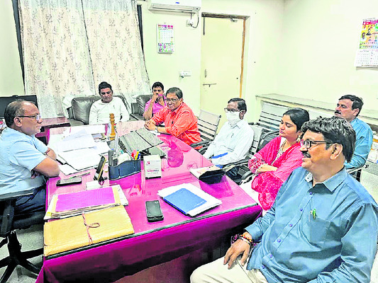 ఎఫ్‌ఏసీ డీఈఓగా  గిరిరాజ్‌గౌడ్‌1