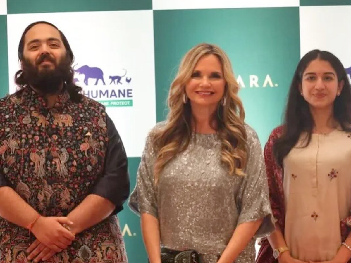 Anant Ambani Receives the Global Humanitarian Award Photos4