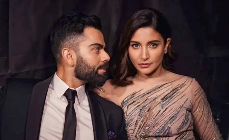 Anushka Sharma and Virat Kohli 8th wedding anniversary Special Photos11