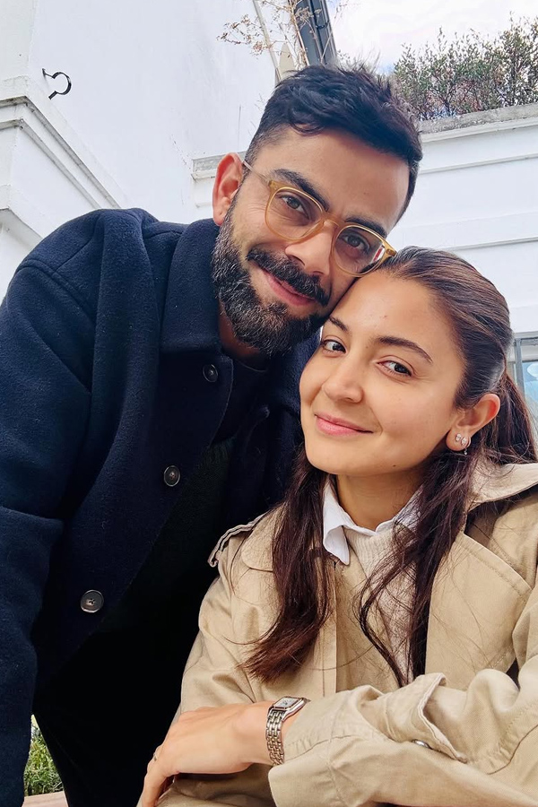 Anushka Sharma and Virat Kohli 8th wedding anniversary Special Photos17