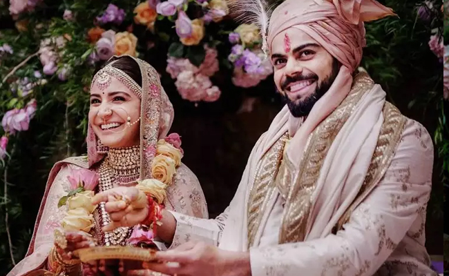 Anushka Sharma and Virat Kohli 8th wedding anniversary Special Photos5