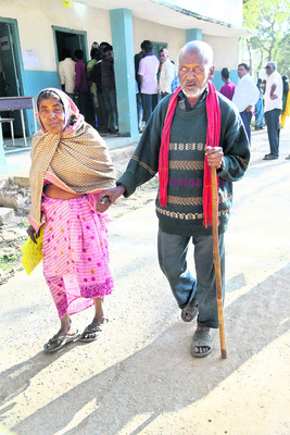 గంటల వారీగా పోలింగ్‌ శాతం
3