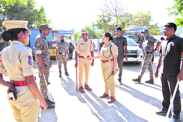 గంటల వారీగా పోలింగ్‌ శాతం
6
