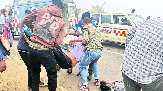 విహారంలో విషాదం 1