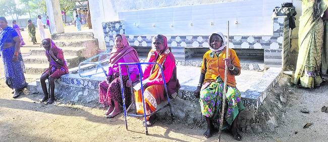 తొలి విడత పంచాయతీ ఎన్నికల్లో 89.69 శాతం పోలింగ్‌ 3