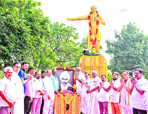 మహాకవికి ఘన నివాళులు 1