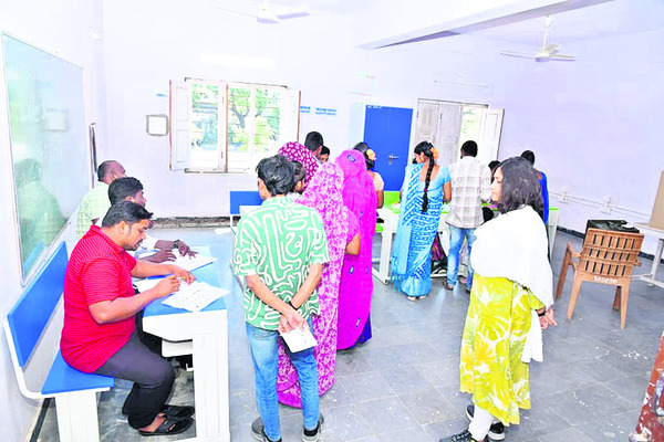 ఓటెత్తారు.. 1