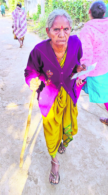 మండలం మొత్తం పురుష మహిళా పోలైన పోలింగ్‌  ఓటర్లు ఓట్లు ఓ2