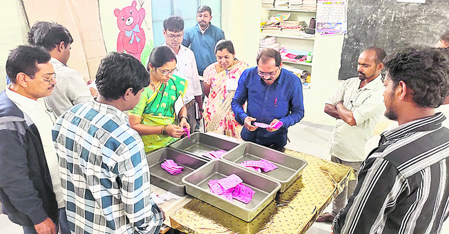 మండలం మొత్తం పురుష మహిళా పోలైన పోలింగ్‌  ఓటర్లు ఓట్లు ఓ4