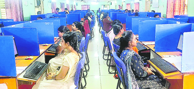 ఈ–కామర్స్‌ డెలివరీ కోర్సుకు దరఖాస్తుల ఆహ్వానం1