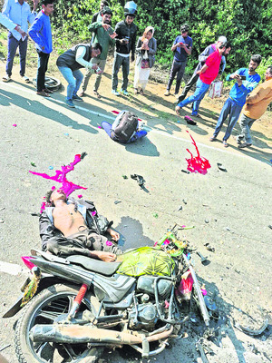 రామనగుడలో ఘోర రోడ్డు ప్రమాదం 2