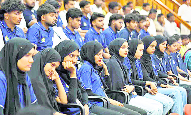 మేకెదాటు ప్రాజెక్టును చేపట్టండి2