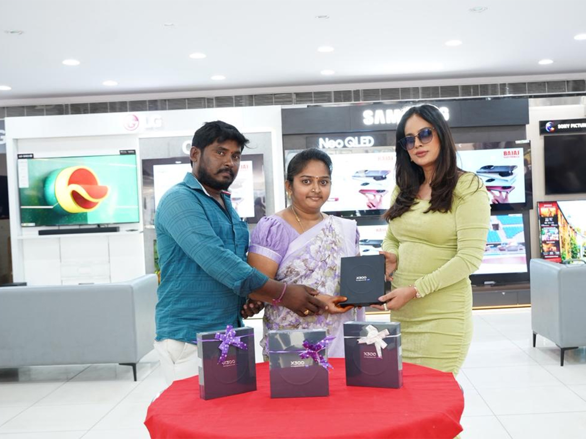 Actress Nandita Swetha At Warangal10