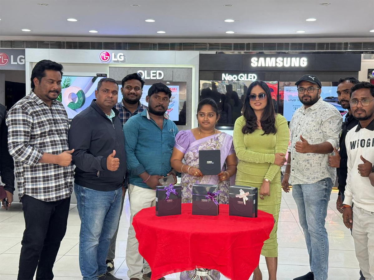 Actress Nandita Swetha At Warangal2