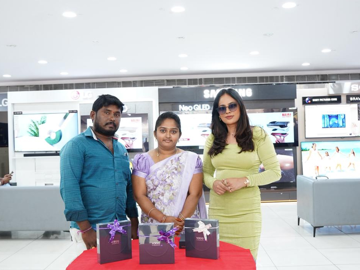 Actress Nandita Swetha At Warangal4