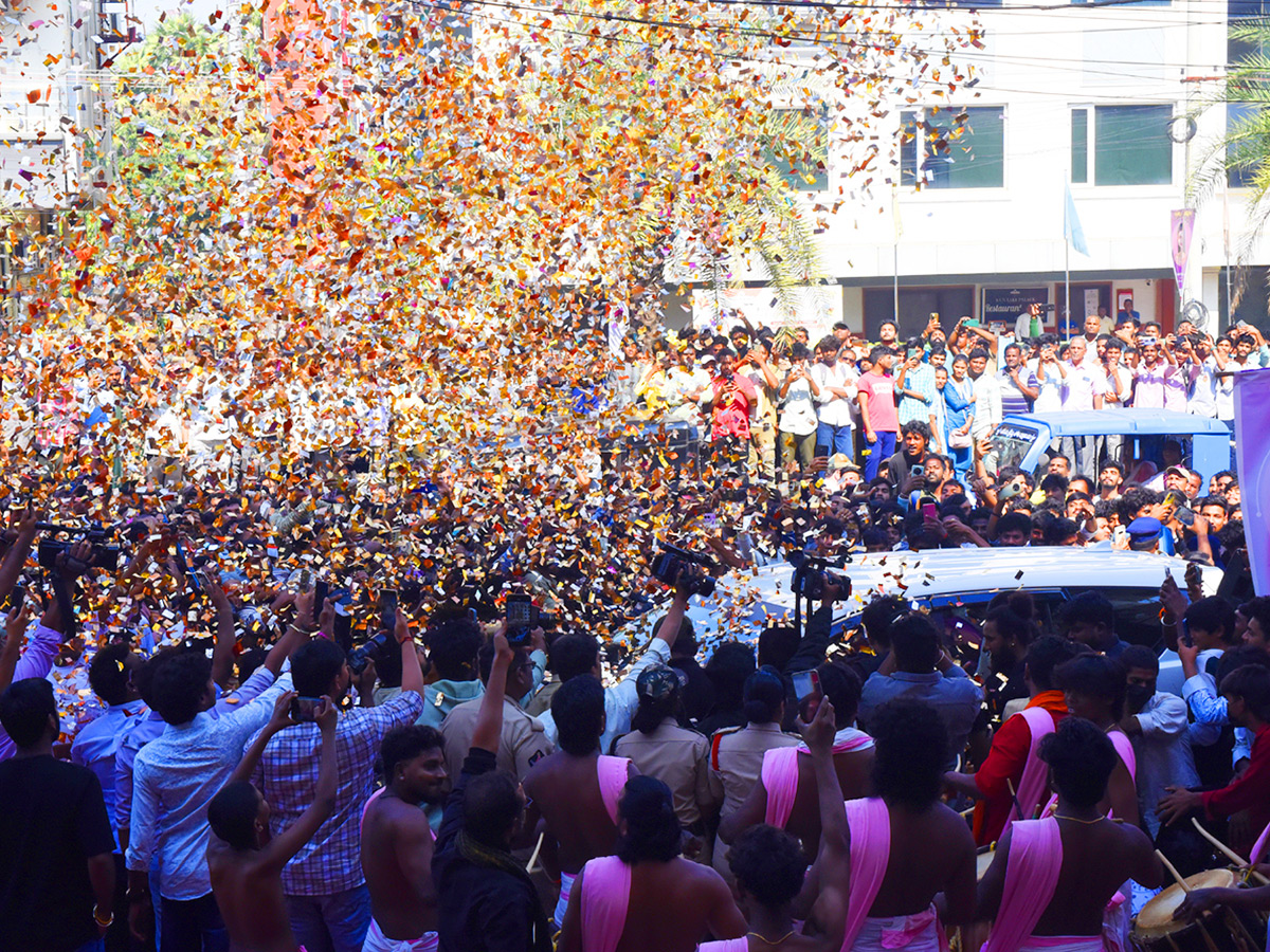 Actress Nidhhi Agerwal At Vizianagaram Photos11