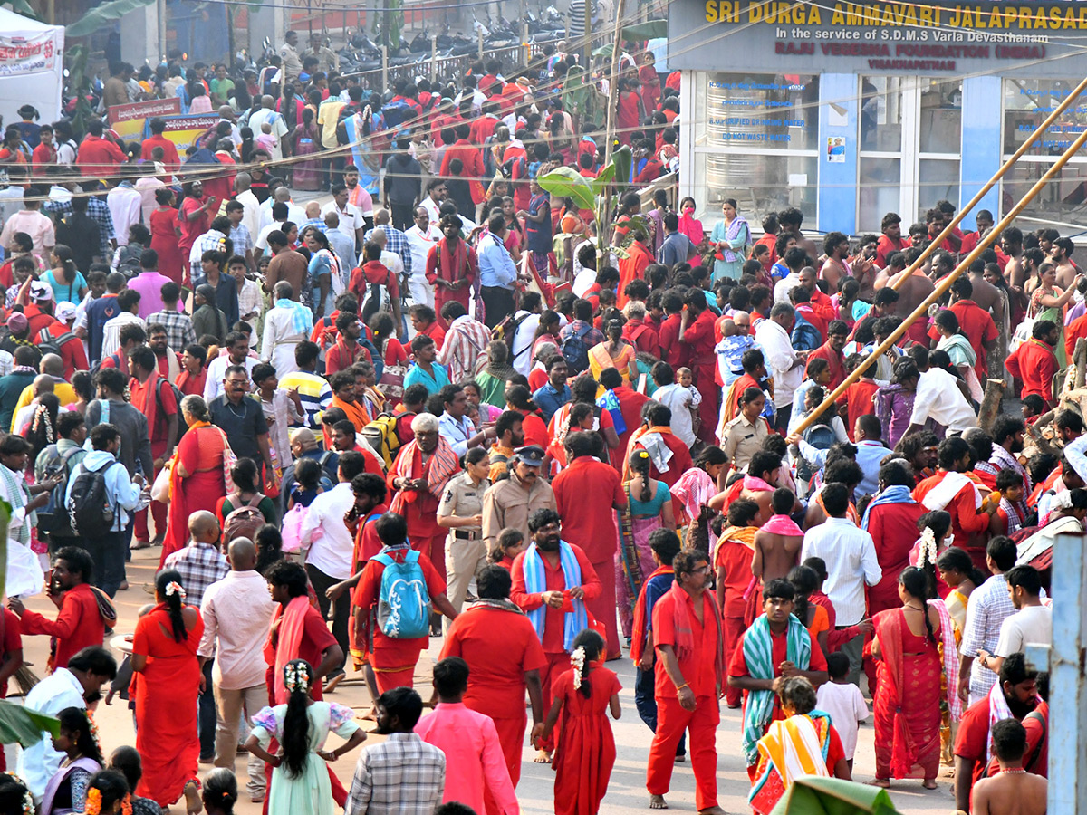 Bhavani Deeksha Viramanalu Started At Vijayawada Photos15