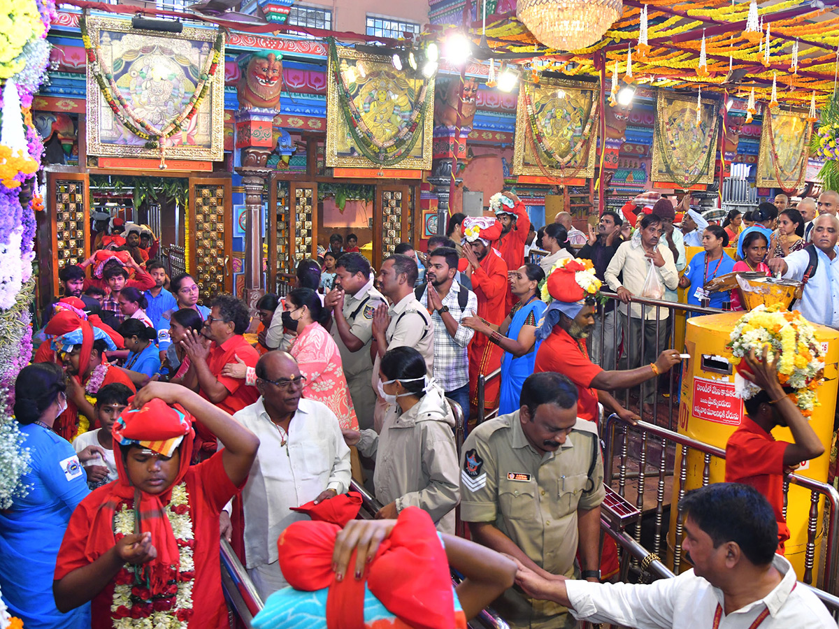 Bhavani Deeksha Viramanalu Started At Vijayawada Photos4