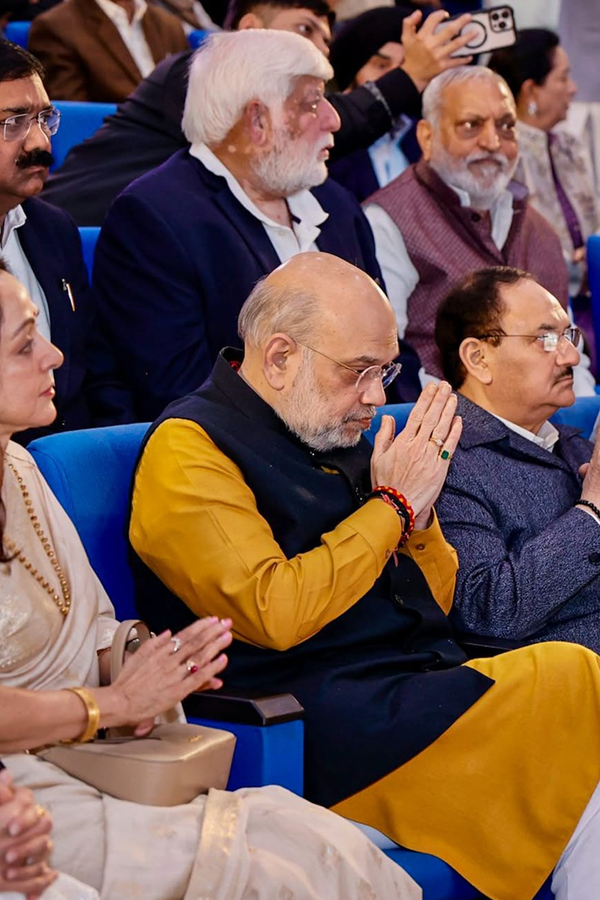 Hema Malini Hosts prayer meet for Dharmendra In Delhi Photos11