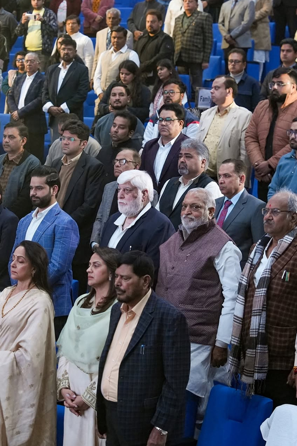 Hema Malini Hosts prayer meet for Dharmendra In Delhi Photos10