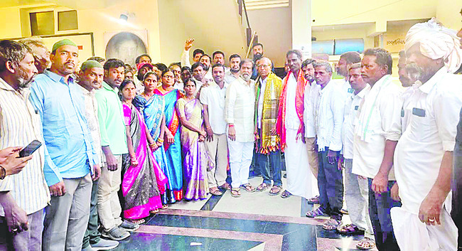 రక్త పరీక్షలు  జరుగుతున్నాయా..?
1