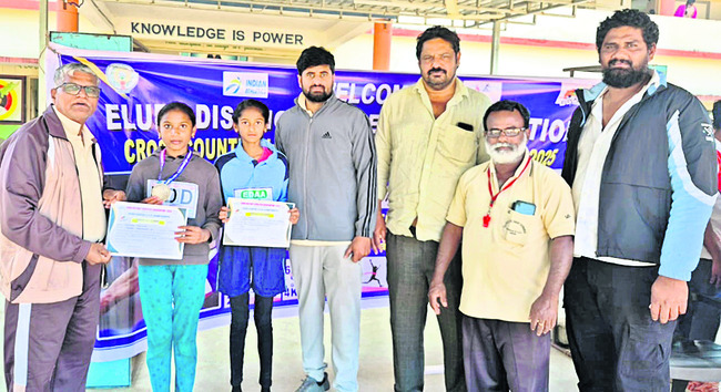 క్రాస్‌ కంట్రీ పోటీల్లో విద్యార్థి ప్రతిభ 1