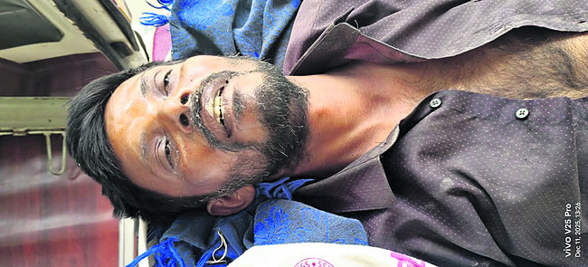 రిమ్స్‌ మార్చురీలో గుర్తు తెలియని వ్యక్తి మృతదేహం  2