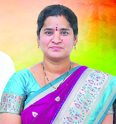 పారిశ్రామిక వాడలో హస్తం పాగా 1