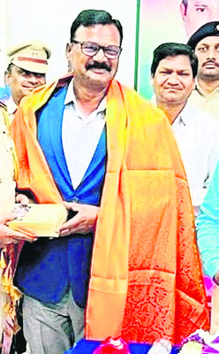 ఆశ్రమ పాఠశాల సందర్శన2