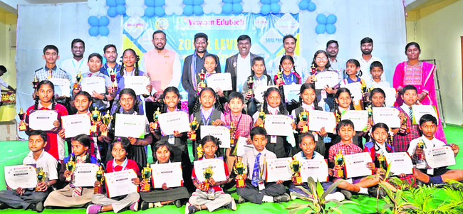 ప్రజల కోసం హెల్ప్‌డెస్క్‌ 3