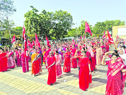 జాతీయ మహాసభలను జయప్రదం చేయాలి1