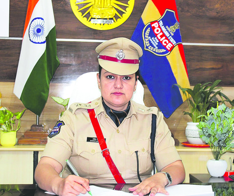 విజయోత్సవ ర్యాలీలు నిషేధం 
3